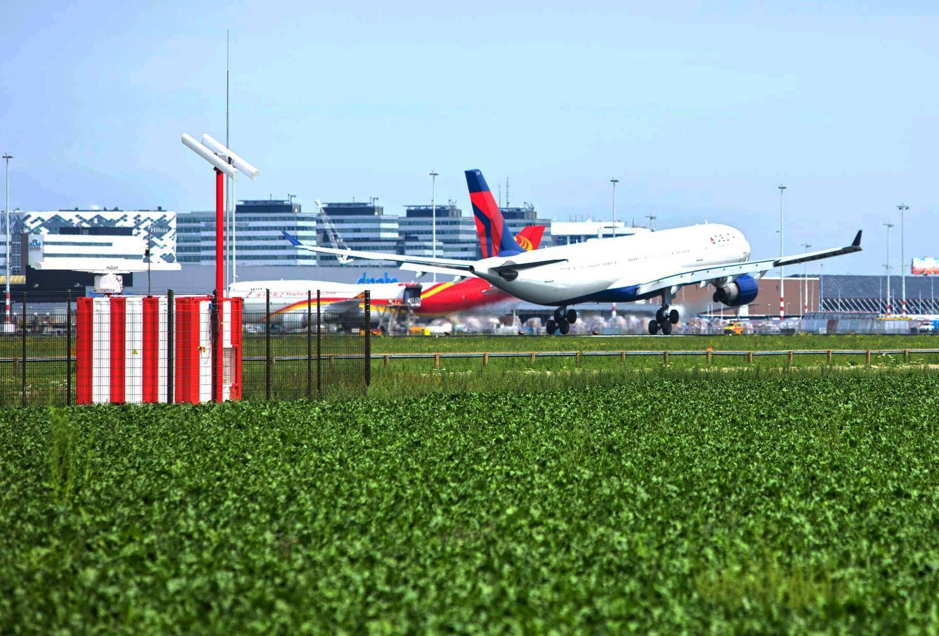 Commercial aeroplane taking off from Schiphol