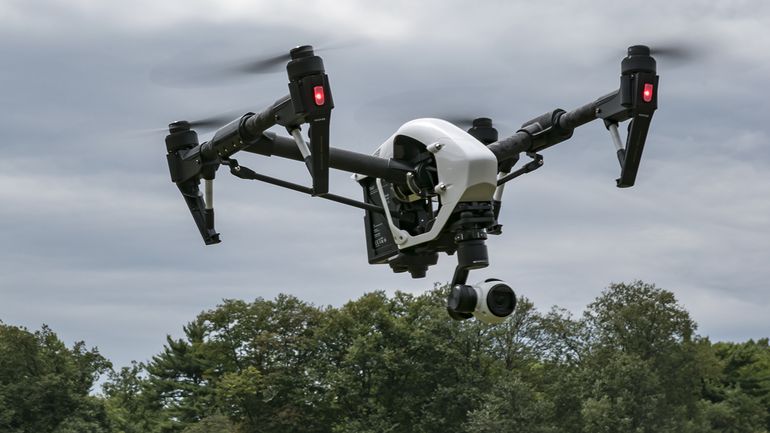 FRANKIE GOES TO HOLLYWOOD (WITH HIS DRONE)